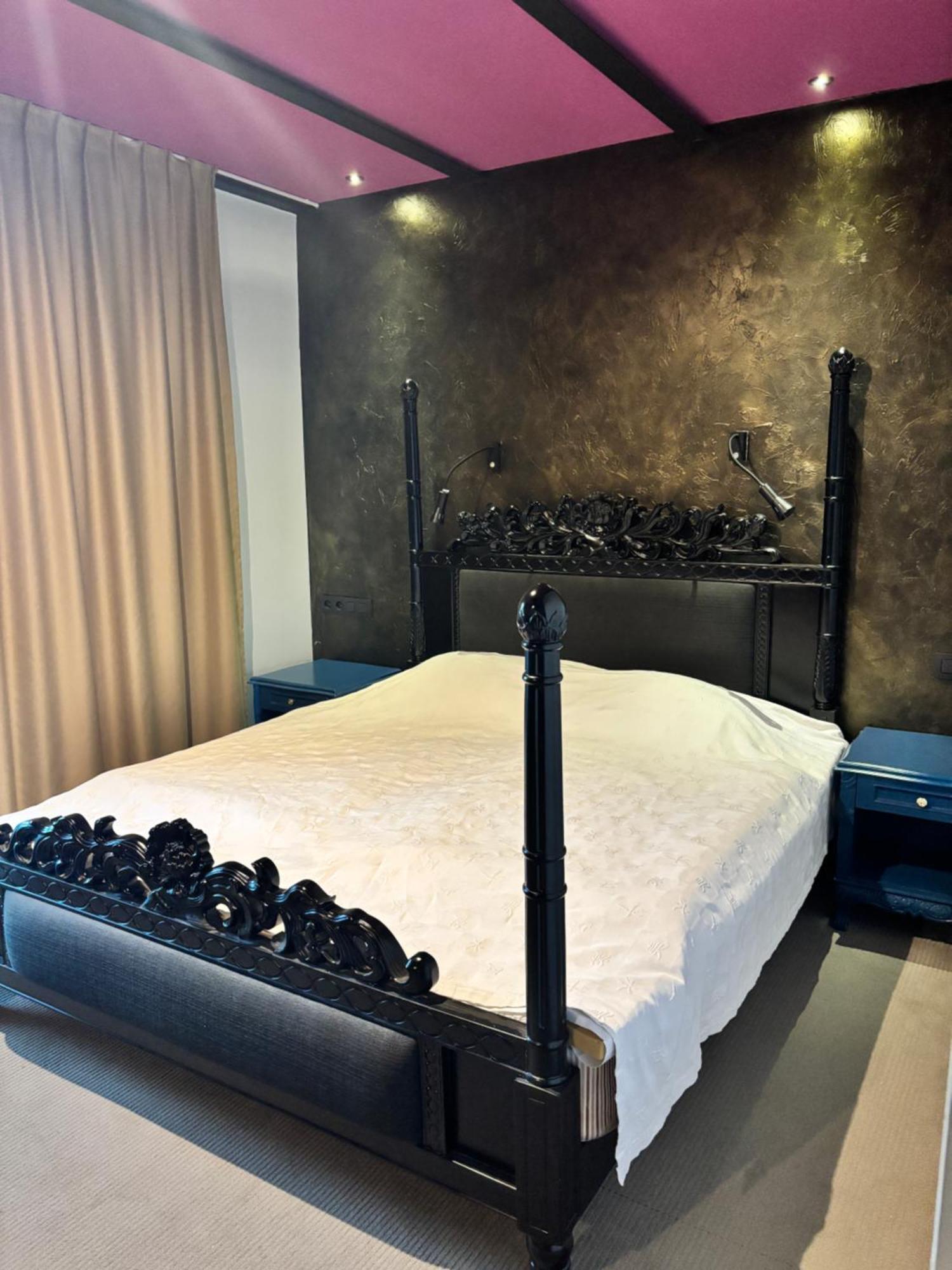 Hotel Alexander'S Nyitra Kültér fotó